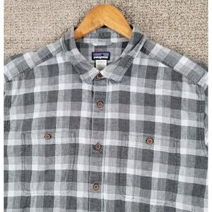 Patagonia Migration Hemp Blend Mens L Gray Plaid Short Sleeve Button Down‎ Shirt